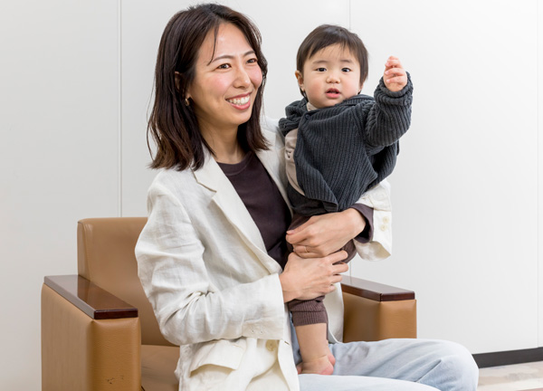 向井 桃子氏の写真